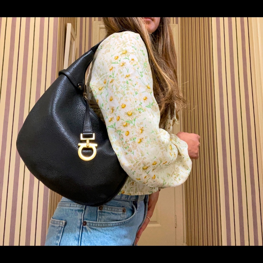 Salvatore Ferragamo 💯 Authentic Hobo Shoulder Bag